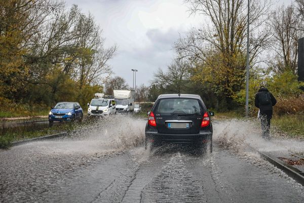 Des crues sont attendues en Gironde ce dimanche soir et lundi 26 février au matin.