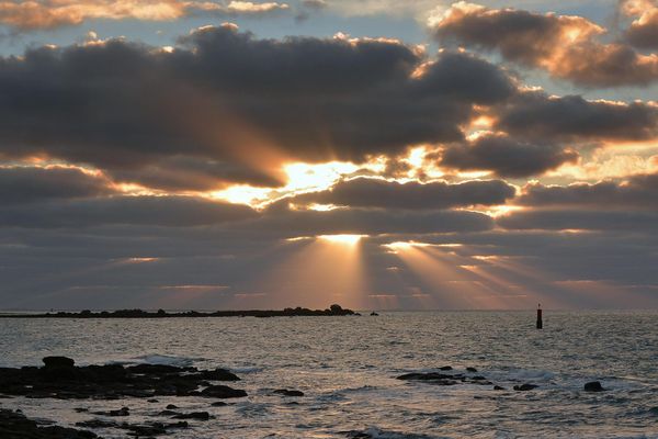 Percées de soleil sur Lesconil