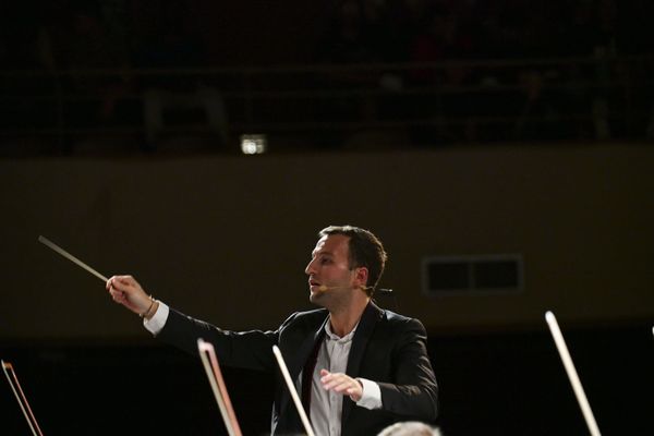 Le chef d'orchestre Victor Jacob lors de l'édition 2019 du festival international de musique de Besançon.