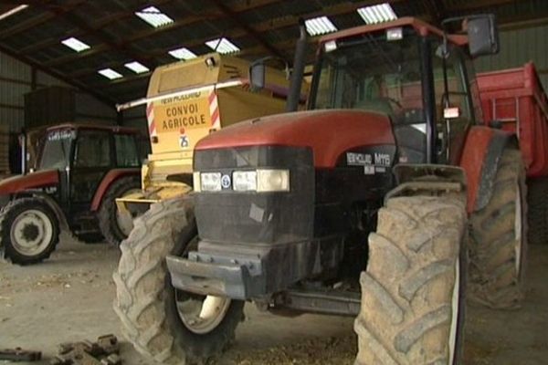 Le gang est soupçonné d'avoir dérobé une soixantaine de tracteurs agricoles et engins de chantier