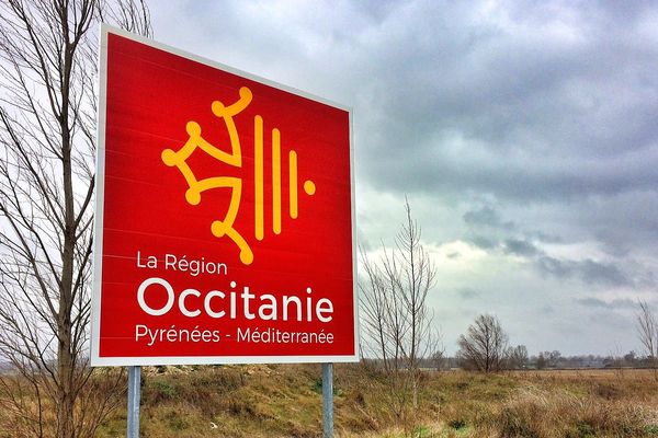 Castelnaudary (Aude) - le premier panneau Région Occitanie au parc régional d'activités économiques Nicolas Appert - 13 février 2017.