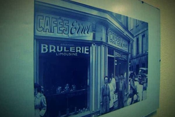 Enseigne d'époque des Cafés Errel à Limoges ( première partie du XXème siècle)