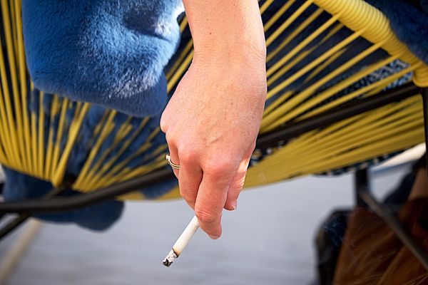 C'est en Occitanie que l'on trouve le plus grand nombre de femmes fumeuses.