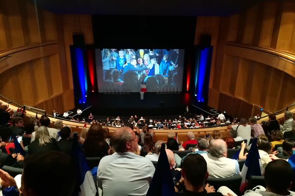 Marine Le Pen a fait salle comble pour sa rentrée politique, ce dimanche à Fréjus.