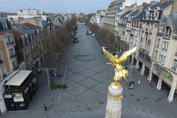 La place d'Erlon à Reims avant le le projet présenté par la ville.