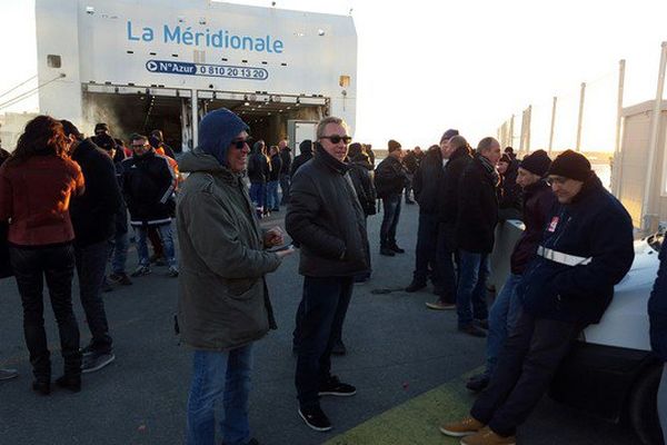 La grève entamée le 21 novembre se poursuit. Aucun navire de la SNCM ne navigue à destination de la Corse et du Maghreb. 