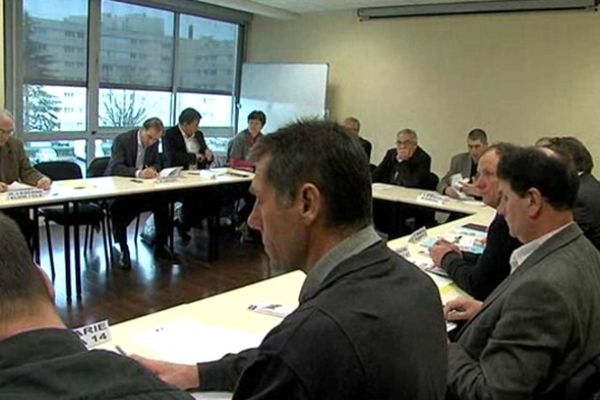 Table ronde sur le lait ce vendredi 8 mars à la DRAAF de Caen