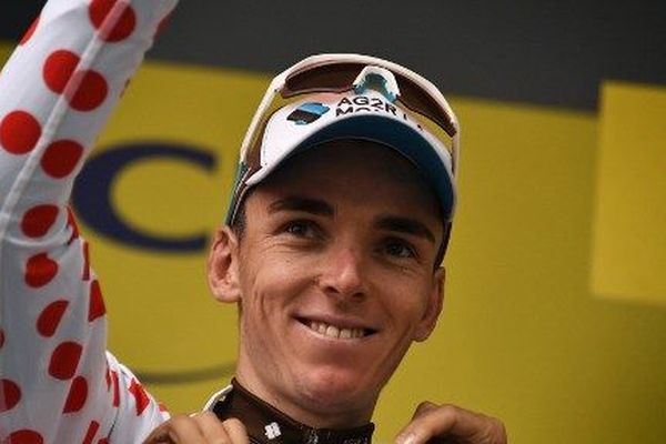 Romain Bardet maillot à pois après la 18ème étape du Tour de France 2019.