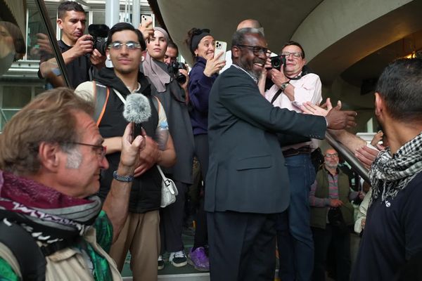 La préfecture de Gironde a désormais un mois pour délivrer un titre de séjour à Abdourahmane Ridouane, président de la mosquée de Pessac, après la décision du tribunal administratif rendue le vendredi 2 août. (photo d'illustration mai 2024)