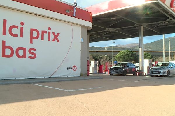 Dans les terres espagnoles, lorsque l'on s'éloigne de la frontière,  l’écart peut atteindre 30 voire 40 centimes par litre d’essence.