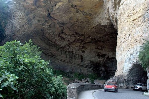 La route est coupée jusqu'à nouvel ordre. 