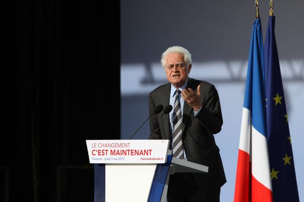 Lionel Jospin, le 5 mars 2012, Place Du Capitole, lors du dernier meeting de François Hollande pour la Présidentielle