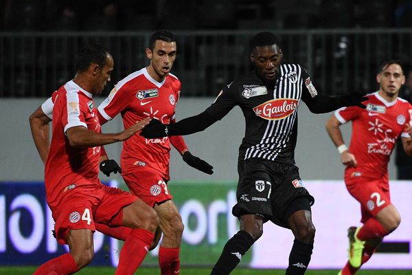 Karl Toko Ekambi, auteur de 9 buts pour le SCO cette saison, ne s'est pas montré décisif face aux Montpelliérains, mercredi 10 janvier.