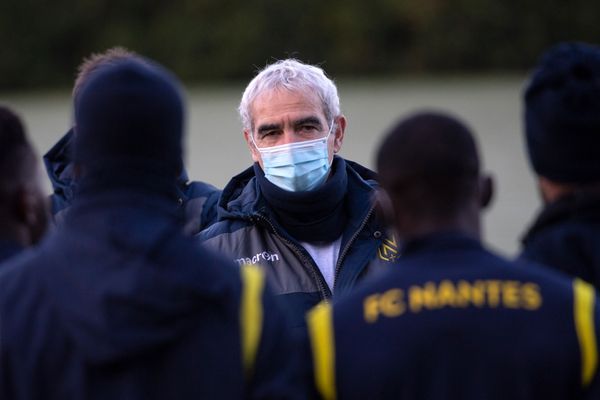 Première séance d'entrainement pour Raymond Domenech avec le FC Nantes, le 30 décembre 2020