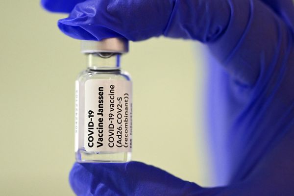 Une dose de vaccin contre le COVID 