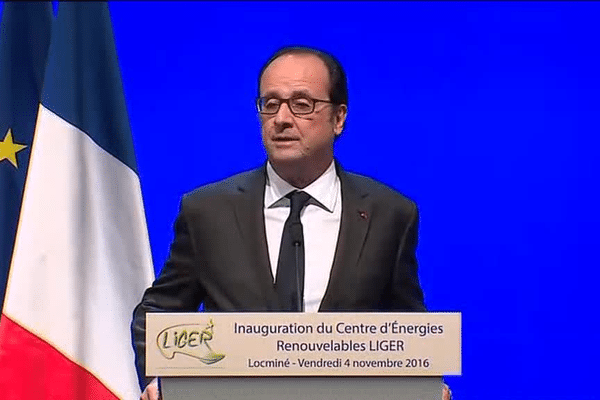 François Hollande inaugure le centre d'énergies renouvelables de Locminé