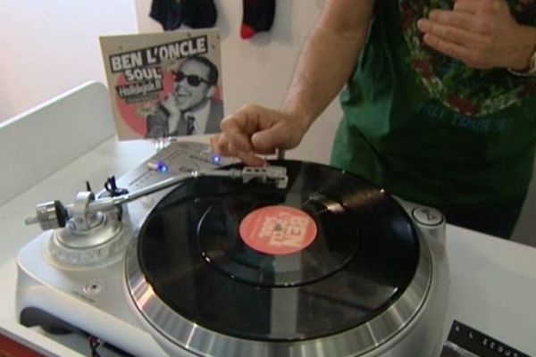 Le vinyle n'est pas mort. Dans cette boutique strasbourgeoise, il représente 80% de l'activité