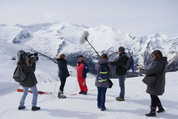 L'équipe de Viure al Pais à Guzet Neige