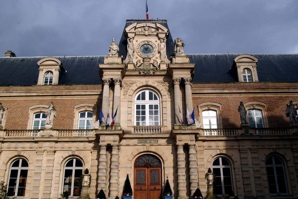 On compte pour le moment neuf listes candidates à la mairie d'Amiens. 