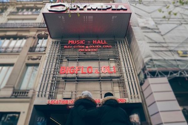 Big Flo et Oli devant l'Olympia