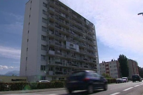 C'est depuis cet immeuble de l'avenue Danièle Casanova que les 3 étudiants ont tiré, depuis le balcon, sur les voitures et les passants. 