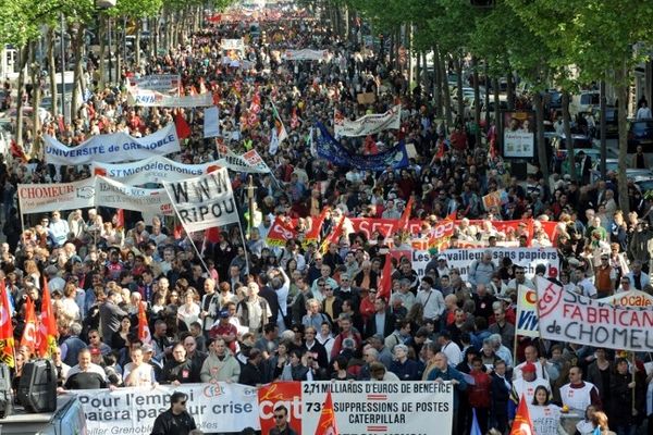 Un défilé du 1er mai à Grenoble en 2009. 