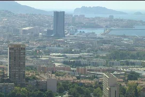 Au premier janvier 2016, un nouveau territoire admnistratif se fera jour : la métrople d'Aix-Marseille Provence.