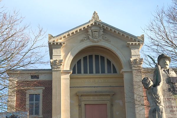 Le Palais de Justice a été construit en 1847.