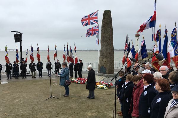 Chaque 28 mars, la Ville de Saint-Nazaire et l'association Saint-Nazaire Society commémorent le souvenir du Commando de l'Opération Chariot dont le raid en 1942 est à jamais dans l'Histoire