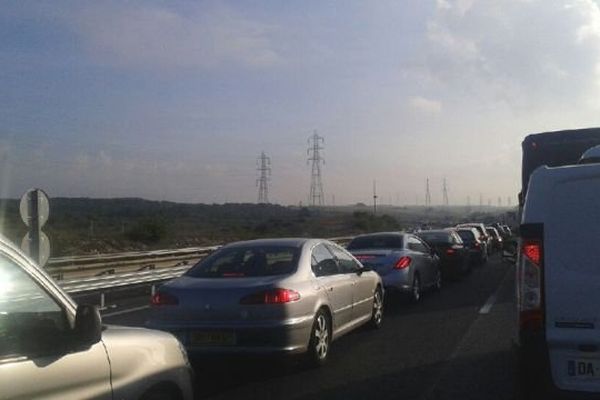 Les travaux de déviation de l'A9 à l'origine des bouchons.