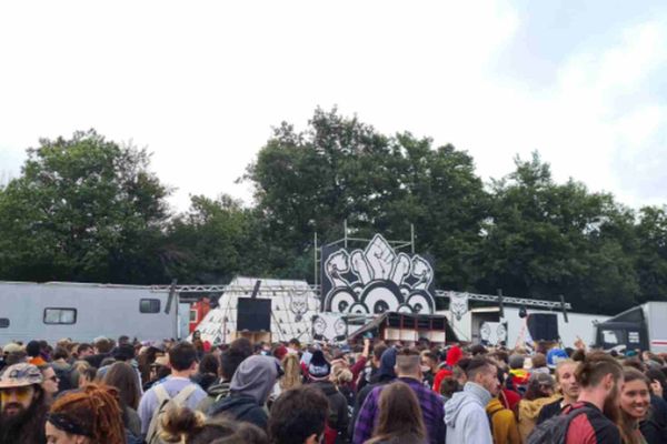 Rave party à Roybon en Isère