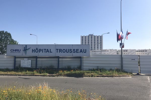 Le pôle cardiologie, situé dans l'hôpital Trousseau à Chambray-lès-Tours est appelé à se mettre en grève à compter de ce lundi 27 novembre