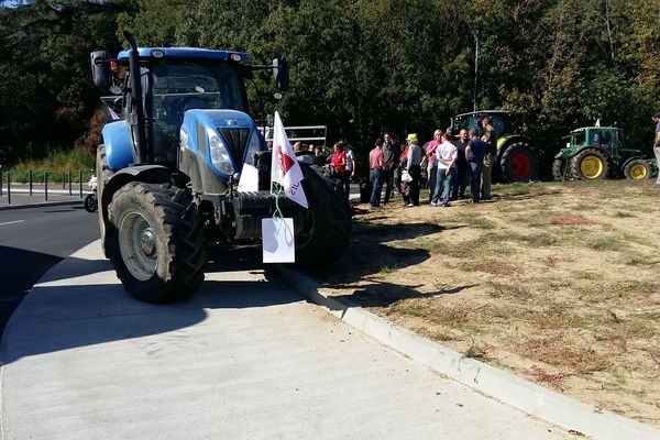 Blocage d'un rond-point à Vourles (Rhône)