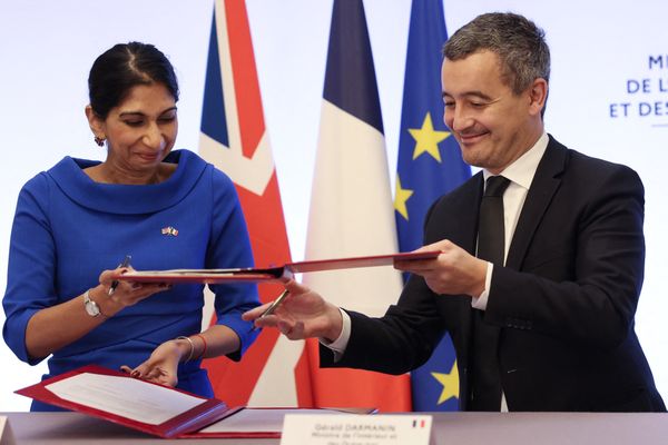 Suella Braverman et Gérald Darmanin ont signé un nouvel accord pour lutter ensemble contre les traversées illégales de migrants dans la Manche.