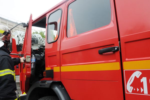 Le vendredi 29 juin 2018, les pompiers sont intervenus à Chatte, en Isère, suite à une fuite de gaz survenue sur la place du Champ de Mars