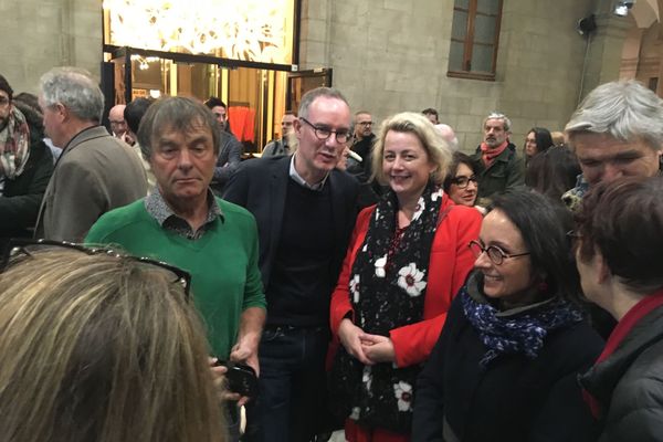 Isabelle Assih, en tête du 1er tour à Quimper. Elle mène une liste d'union de la gauche