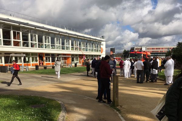 Le restaurant universitaire Rabelais fermé au public ce jeudi 20 février 2020.