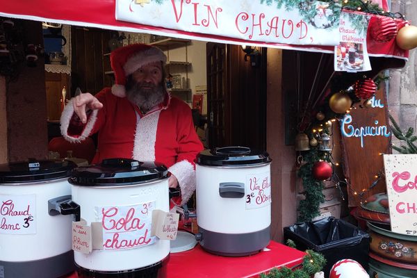 Le cola chaud a fait son apparition sur le marché de Noël de Kaysersberg