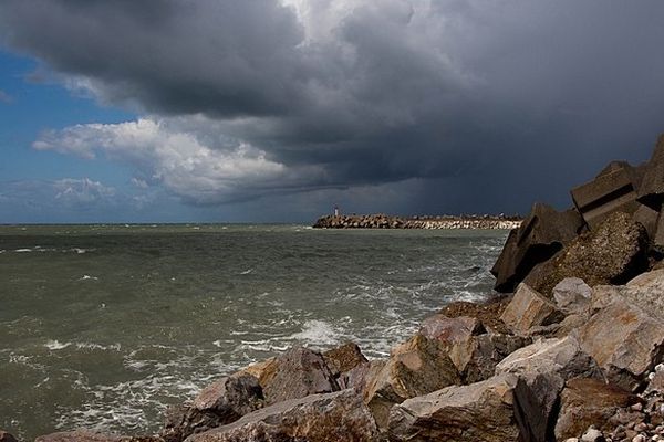 Ciel parfois menaçant et risque d'ondées sur la région