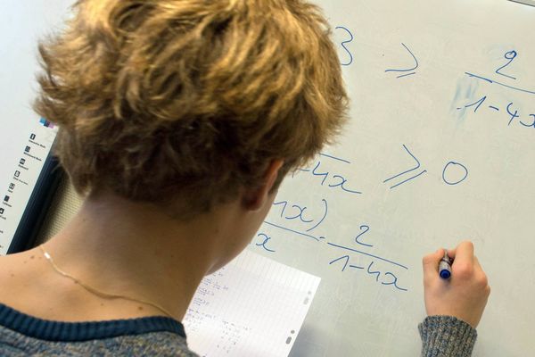 Que les futurs profs de math lèvent le doigt