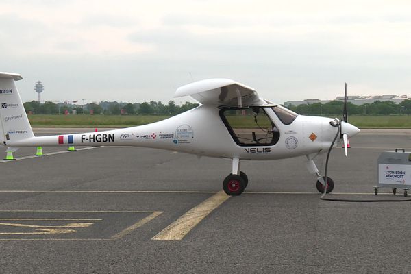 Les riverains de l’aéroport de Lyon Bron vont apprécier le silence aérien de ce premier avion électrique.