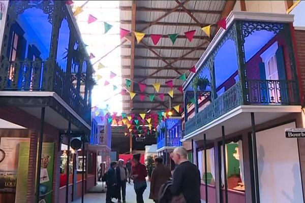 Une partie de l'exposition reproduit le quartier français de la ville américaine.