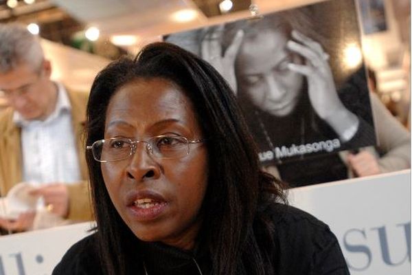 Assistante sociale à Caen et écrivaine, prix Renaudot 2012, Scholastique Mukasonga devient ambassadrice de la cause des femmes avec le Prix Simone de Beauvoir 202& pour la liberté des femmes