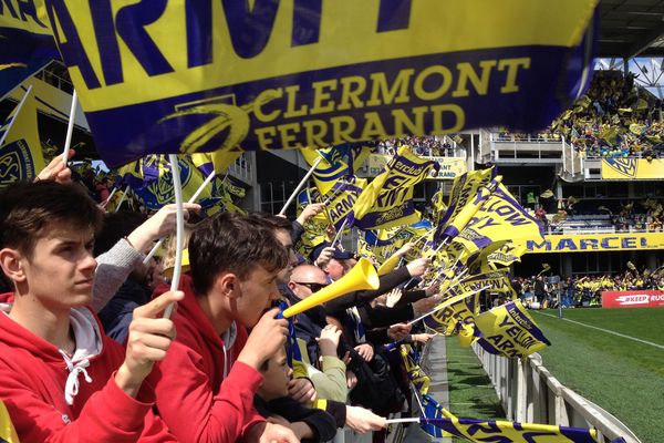 Les supporters de l'ASM étaient présents au stade Marcel Michelin dimanche 1er avril. Entre déception et fidélité, les réactions sont nombreuses