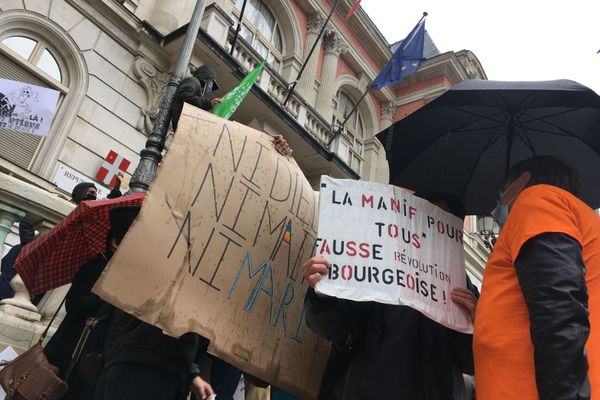 Manifestation du collectif "Marchons Enfants" à Chambéry