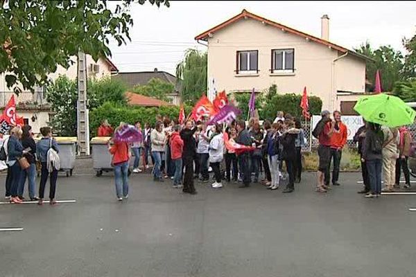 Manifestation des salariés de la Croix-Marine, mardi 21 mai 2016 à Clermont-Ferrand. 