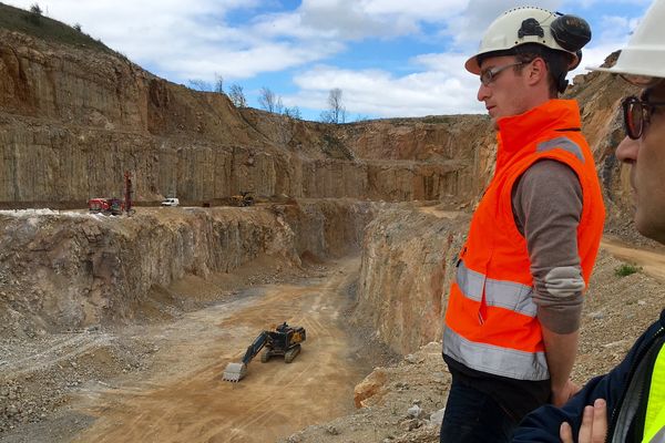 Une quinzaine de personnes travaillent aujourd'hui pour la Cemex sur la carrière de Sorèze.