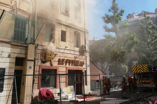 Incendie dans un restaurant rue Pythéas à Marseille