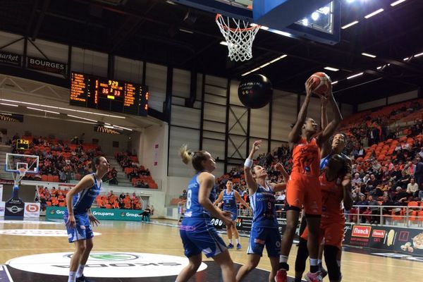 Les Berruyères ont été présentes sous le cercle et n'ont pas flanché dans cette première confrontation avec Basket landes