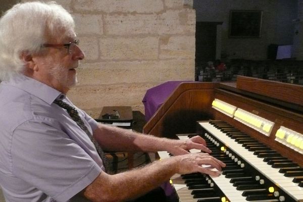 Daniel Dazin participera à l’inauguration du nouvel orgue, don de l'un des membres de la paroisse de Florensac.